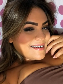 Descubra Vitória Lorrane, uma garota de programa de alto nível