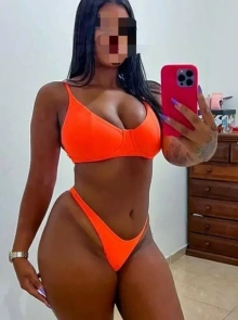 Procurando uma acompanhante? Naty é uma ótima escolha