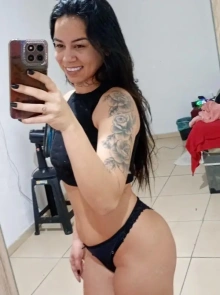 Bruna, acompanhante independente com disponibilidade imediata