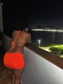 Perfil de Luiza Cinquine, em destaque nos anúncios de acompanhantes de luxo