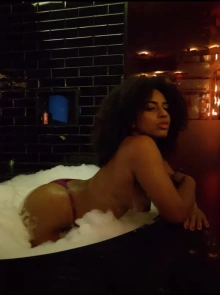 Encontros exclusivos com acompanhantes Negra em São Paulo como Rubya Mazz