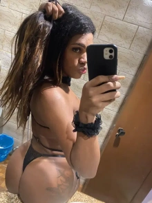 Mila oferece serviços de garota de programa Com local com total confiança