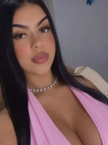 Encontre a Laryssinha em nossos anúncios de garotas de programa verificadas