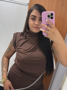Camily Stefany, elegância e classe como acompanhante independente