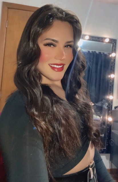 Camila Luzzon, travesti em Curitiba 41985192407