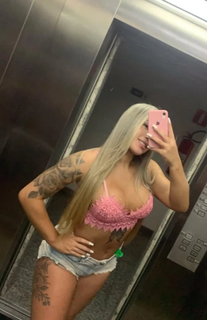 Sthefanny, travesti em Brasília 61998308252