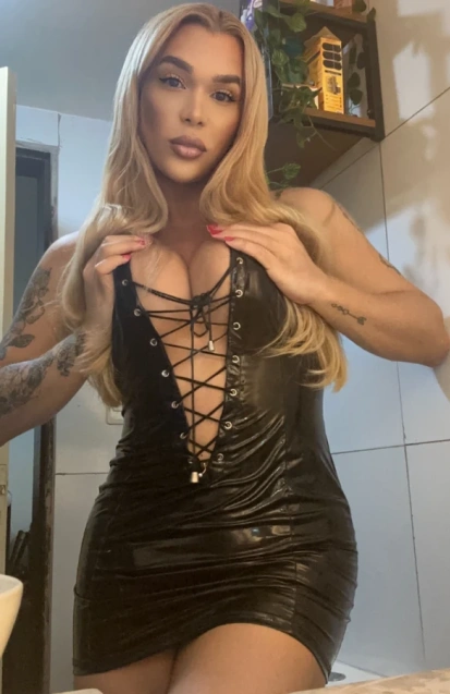 Perlla, travesti em Salvador 71996520662