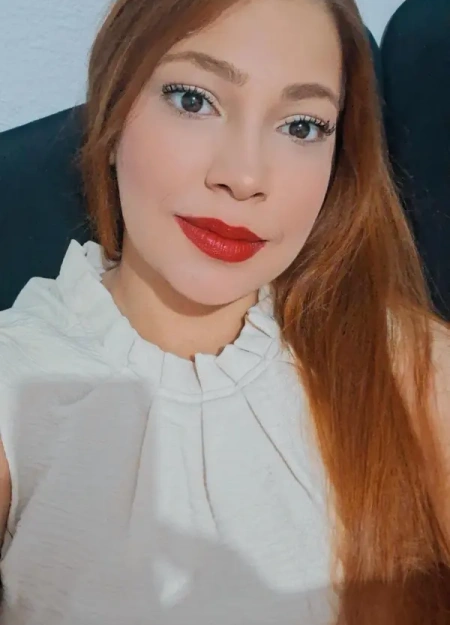 Quer conhecer uma acompanhante Gordinha? Brenda está à espera