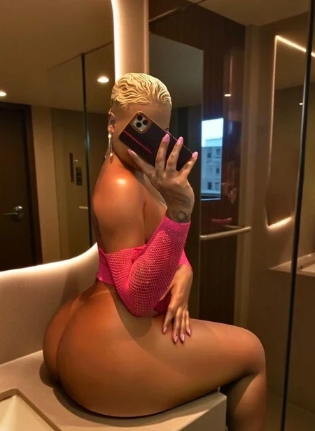 Dannyele Garcia, travesti em Fortaleza 75988068790