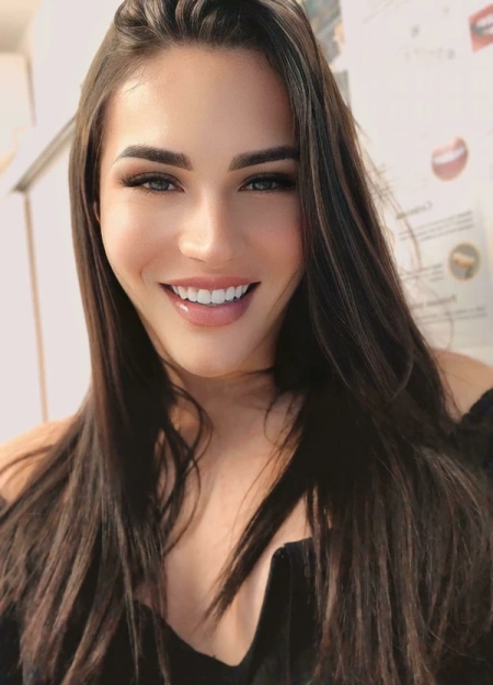 Camila Luzzon, travesti em Curitiba 41985192407