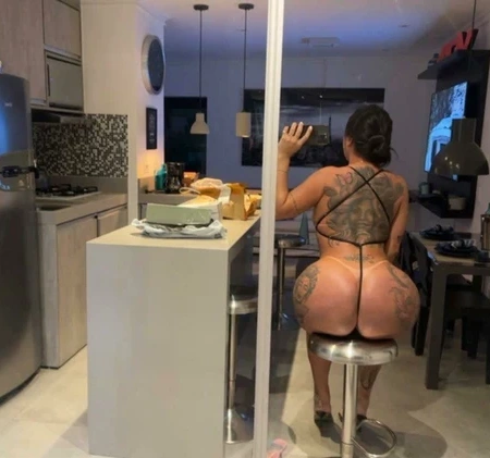 Anna , Acompanhante em Curitiba 41992921595