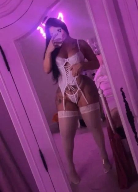Agende seu encontro com Anna, acompanhante em Curitiba com perfil ativo