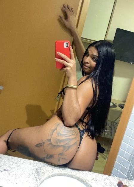 Leticia, travesti em Salvador 81996221126