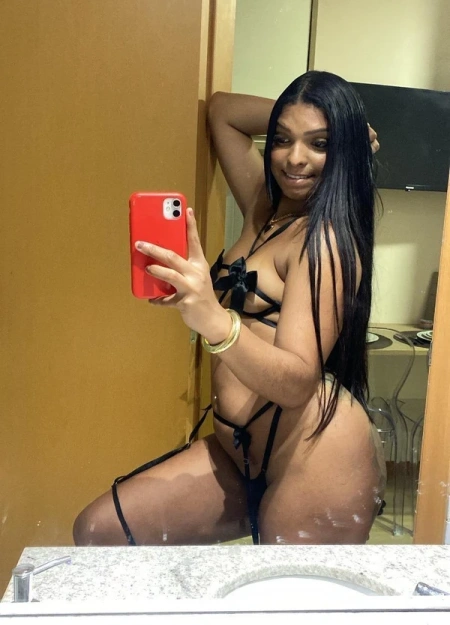 Leticia, travesti em Salvador 81996221126