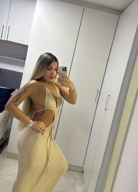 Descubra Amanda, uma garota de programa de alto nível