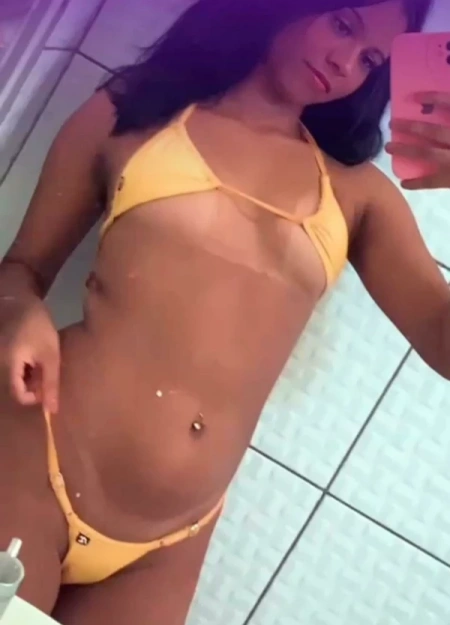 Larissa Souza, Acompanhante em Patos de Minas 34998117146