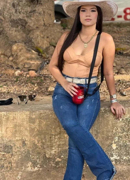 Kamila, Acompanhante em Joinville 18997462575