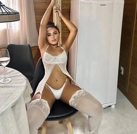 Sabrina , Acompanhante em Paranaguá 48996331905