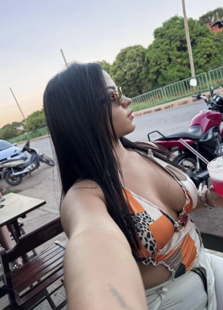 livia, Acompanhante em Foz do Iguaçu 83989083771