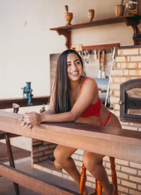 Rebeca goulart, uma acompanhante confiável e verificada