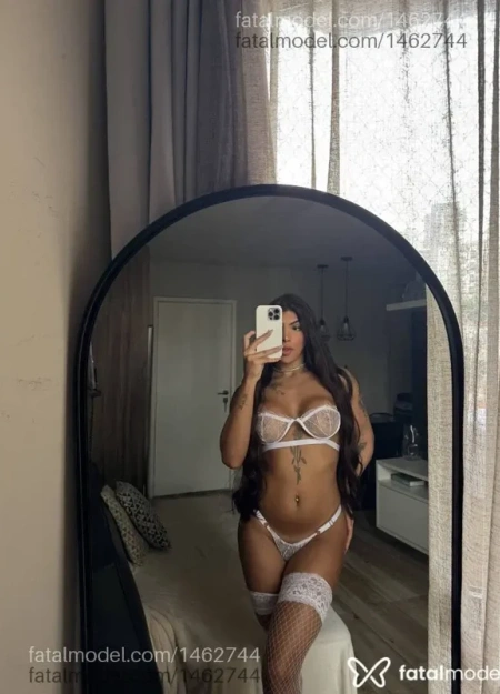 Evelyn, travesti em Salvador 86988264306