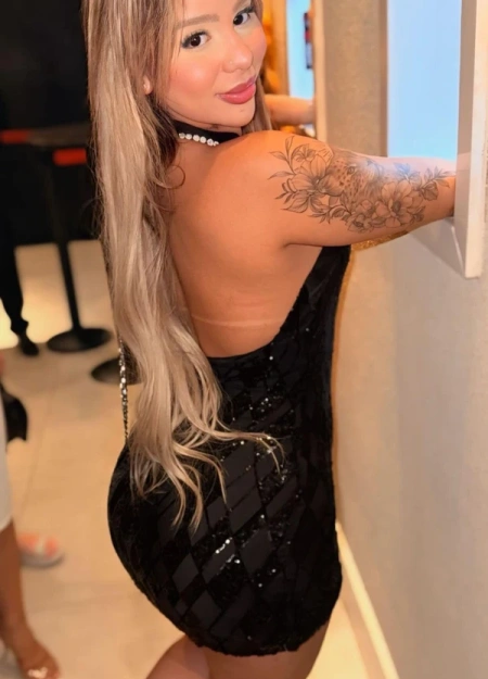 Agatha, Acompanhante em Curitiba 71996052241