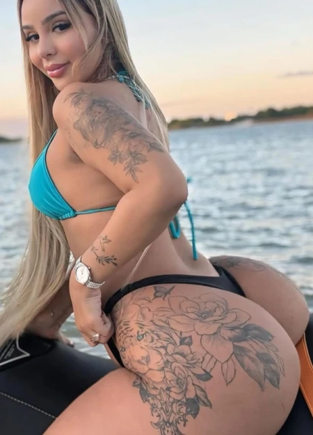 Agatha, Acompanhante em Curitiba 71996052241
