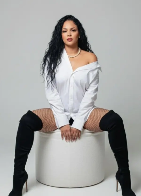 Jade, serviços de garotas de programa Coroa em Curitiba de alta qualidade