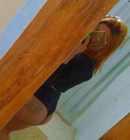 Sarah Daniella, travesti em Curitiba 41988869055