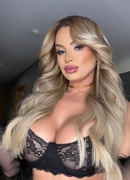 Wanessa Costa, travesti em Goiânia 62982148187