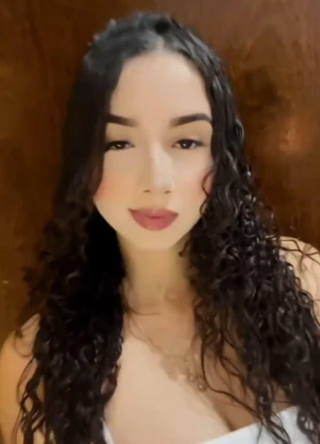 Larissa, Acompanhante em Curitiba 69999498535