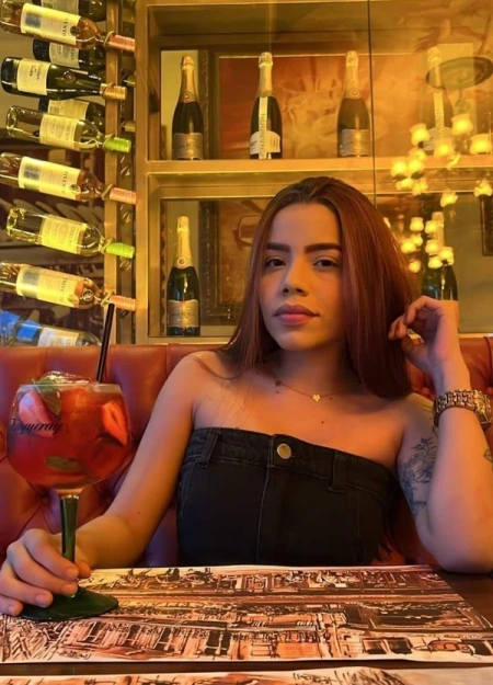 Alice Abreu, Acompanhante em Muriaé 21995093241