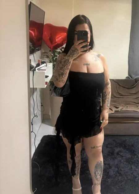 Encontros exclusivos com acompanhantes Anal em Curitiba como Evellyn