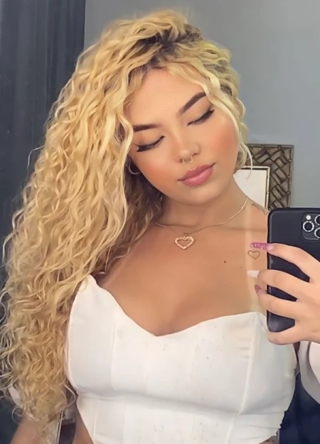 Agende seu encontro com Yasmin leal, acompanhante em Garanhuns com perfil ativo