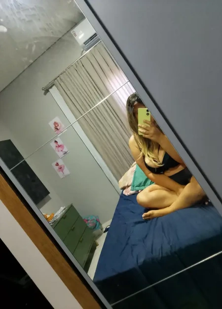Fernanda, detalhes e fotos reais desta acompanhante Com local