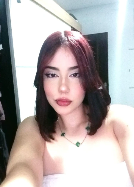 Serviços de garotas de programa de alta qualidade com Sara