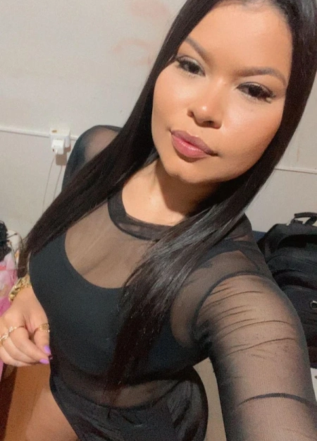 Danyele, acompanhante disponível agora no bairro Boa Viagem