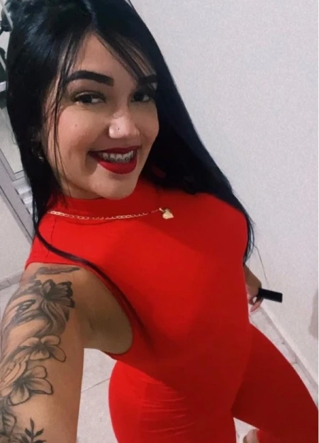 Agende seu encontro com Lara, uma acompanhante em Goiânia com perfil ativo