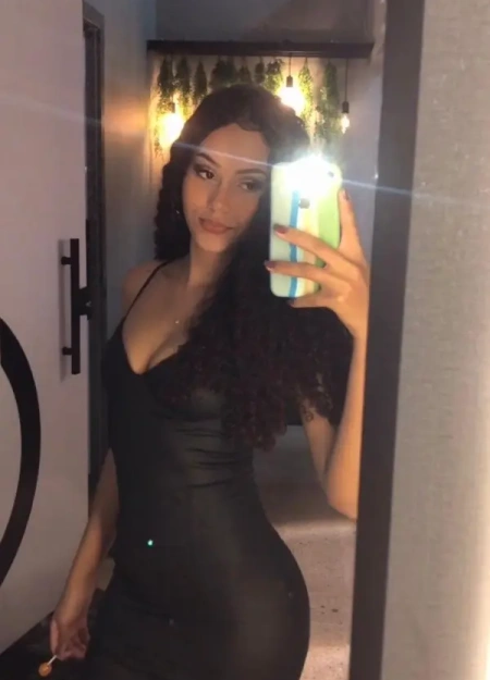 Descubra Maria fernanda, uma garota de programa de alto nível