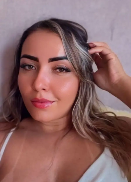 Giovanna, uma das acompanhantes em Campo Mourão mais procuradas