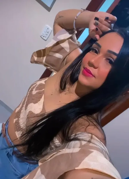 Conheça Katarina mota, uma acompanhante com serviços verificados