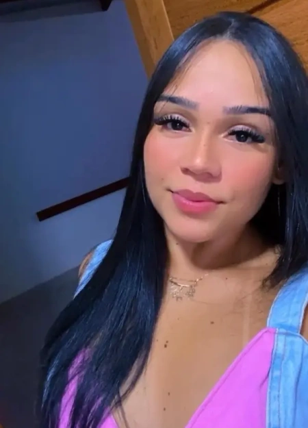 Conheça Katarina mota, uma acompanhante com serviços verificados