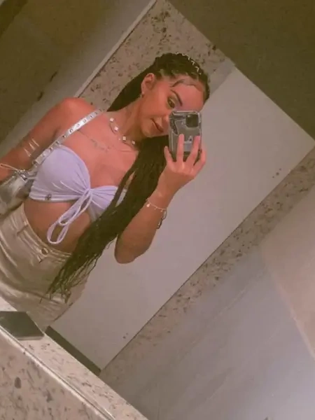 Serviços de garotas de programa de alta qualidade com Izabela