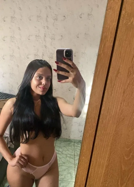 Alice, uma das acompanhantes em Caruaru mais procuradas