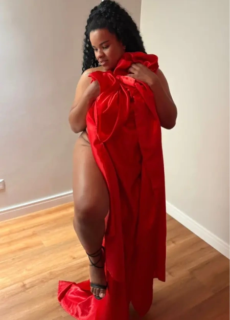 Adri bombom, uma acompanhante confiável e verificada