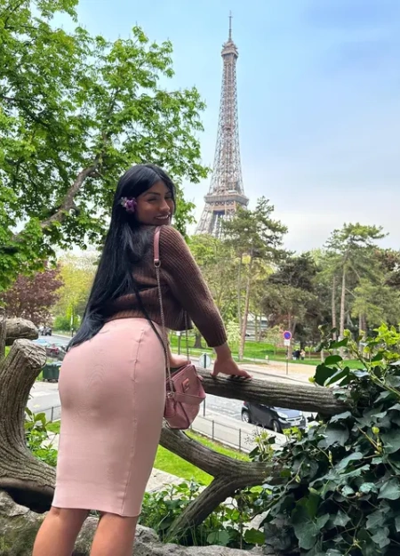 Conheça Erika muniz, uma acompanhante com serviços verificados