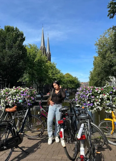 Conheça Erika muniz, uma acompanhante com serviços verificados