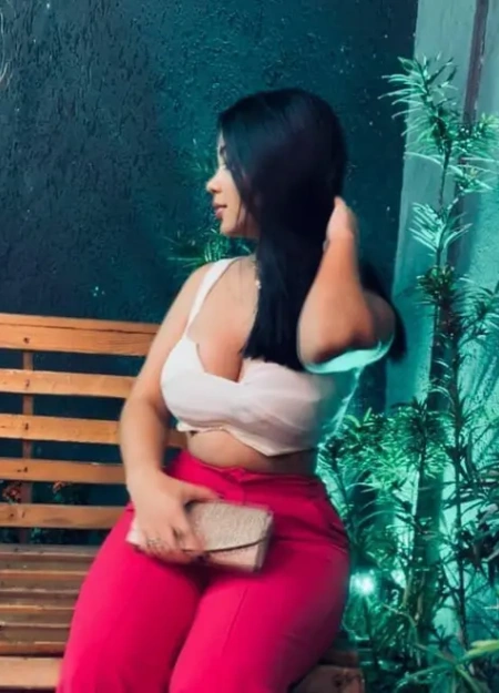 Nicole, uma das acompanhantes em Caruaru mais procuradas