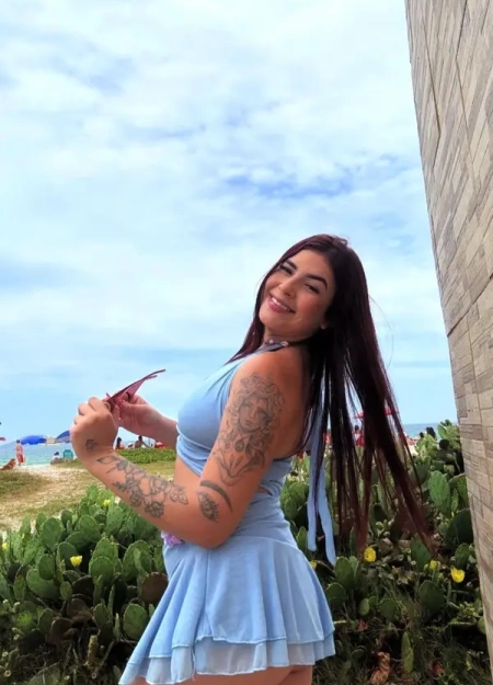 Lívia, elegância e classe como acompanhante independente