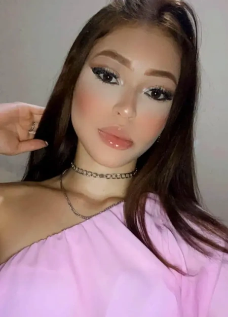 Rayssa , uma das acompanhantes em Paranaguá mais procuradas